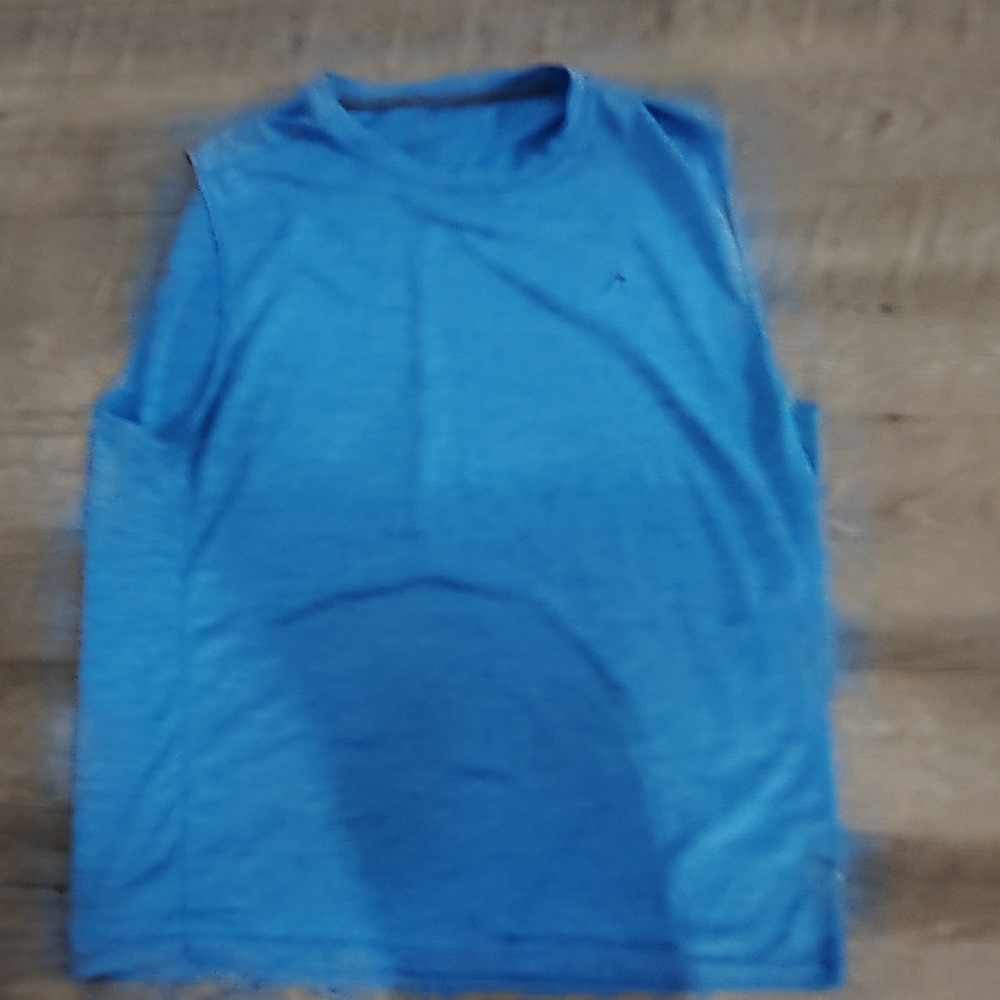 Short sleeve shirt